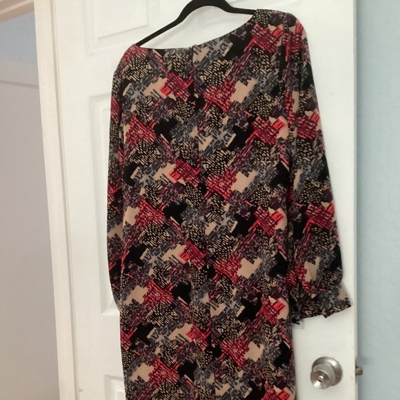 Robe Trina Turk Seabird - Rouge Framboise, Taille 2, Genoux, Manches 3/4, Neuf Avec étiquettes